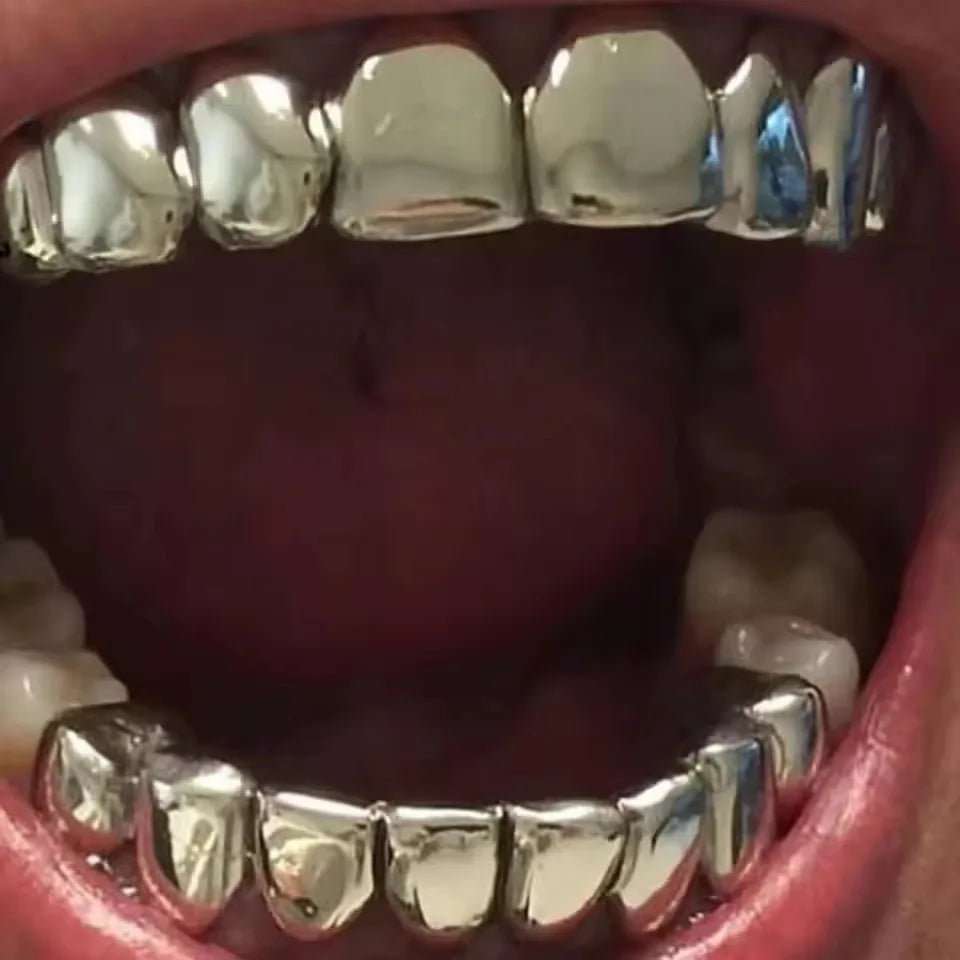 TOPGRILLZ Gold Silver Plated HIP HOP Teeth Grillz Top & Bottom Grills Set With silicone Real Shiny Vampire Tooth Sets